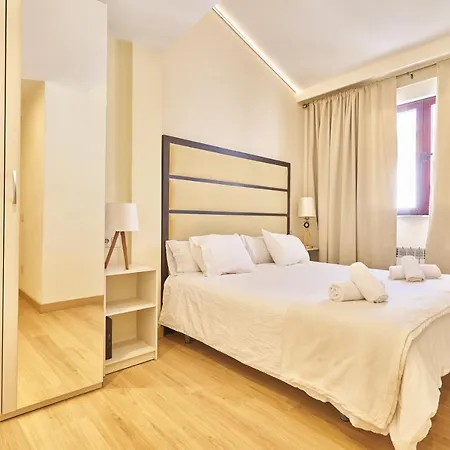 Apartamento Historico Universidad Iii *