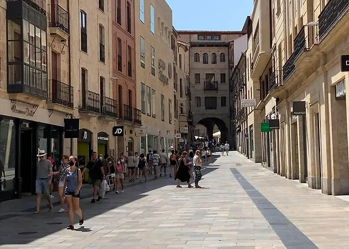 Апартаменти Historico Universidad Iii *